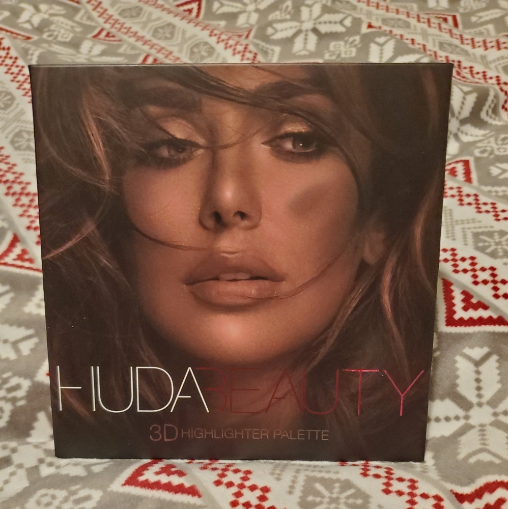 HUDABEAUTY 3D Highlighter Palette